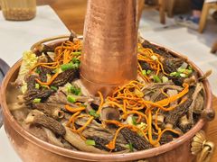 -乡土特色.冷锅鱼.牦牛肉汤锅