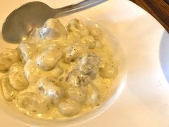 土豆面配香肠蓝乳酪酱-La Tavernetta(Bar à Vin)(乌鲁木齐路店)