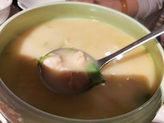 上汤鲜菌烩虾滑-京味斋·北京烤鸭(北京南站洋桥店)