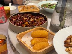 -雀蓝川菜(奥体广场店)