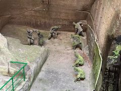 -伍山海滨石窟