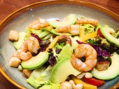 柠檬汁拌扒鲜虾牛油果沙拉-G+KITCHEN(龙湖狮山天街店)