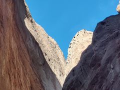 -天山神秘大峡谷