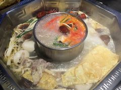 -陆派巴倒烫火锅(城东店)
