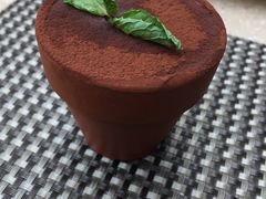 -亮马河饭店翠雅咖啡厅