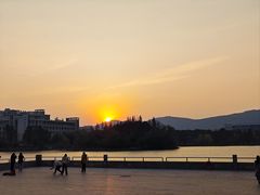 -公益图书馆(江南大学店)