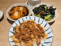 -红猪卤肉饭(大西洋美食城店)