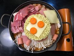-炙韩料理·部队锅专门店