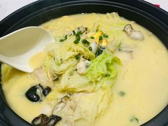 -品海楼·大连海胆锅贴馆(东港店)