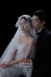 -纪梵希旅拍婚纱摄影(大连总店)