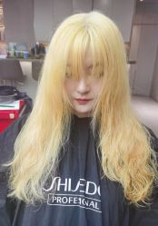 -变画·发型STUDIO