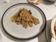 -贝勒爷·酥不腻烤鸭
