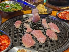 -唯成•韩国炭火烤肉 유성고기