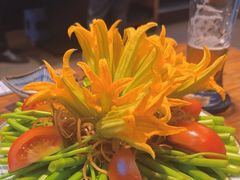 -Hoang Yen Vietnamese Cuisine