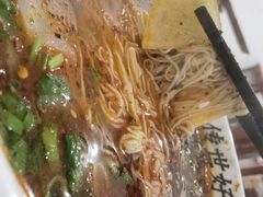 -牛一嘴·兰州牛肉面·大盘鸡(财富中心店)