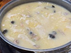 -侠成水上农庄(工业大道店)