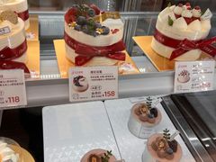 -花花卷卷·鲜食蛋糕(静安久光百货店)
