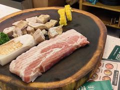 -韩香福烤肉庄园(华夏路店)