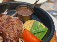 -玛格萝妮比萨屋(四平店)