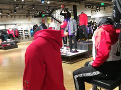 -NIKE品牌体验店(北京蓝色港湾店)