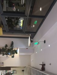-PE SALON