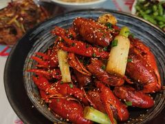 -肥肥虾庄·金牌油焖大虾(杨园滨江时代walk店)