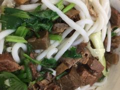 -花溪王记牛肉粉(四季花溪商场店)