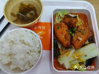 东二楼菜品价格在15元以下