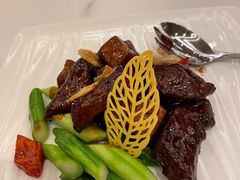 黑金雪花牛肉粒-上海和平饭店龙凤厅 Dragon Phoenix