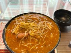 -肥汁米蘭香港米线(宁波路总店)