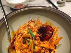 敲糖棒棒鸡-辛香汇·现炒川菜(淮海路百盛店)