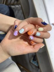 -Yue color 悦彩美甲美睫工作室
