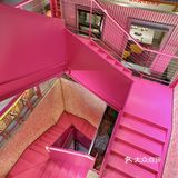 家人们，谁懂啊？火锅店里看到了潦草小狗