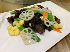 荷塘月色-清真·玛丽亚新疆菜主题餐厅(浙江中路店)