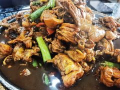 -八两八金·莱芜特色炒鸡(市南漳浦路店)