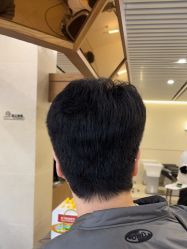 -MARTIN'S BARBER SHOP男士理发馆