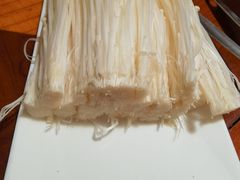 -茸梅路右拐龙虾-农家菜(松江店)