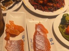 -四海一家自助餐(益田假日广场店)