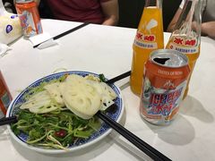 素拼-崇德楼水盆牛羊肉泡馍馆(文艺路店)