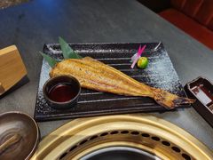 -铭牛烧肉·和牛海鲜自助(高新月牙湖店)