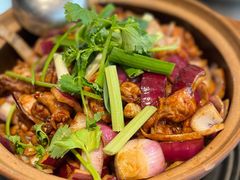 -胡须佬鸡煲四季火锅店(石厦西村直营店)