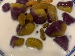 招牌手工芋圆系列-广信牛奶甜品世家(台东店)