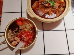 -贤合庄卤味火锅(时代广场店)