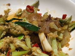 -关东小磨东北菜(漕河泾印象城店)