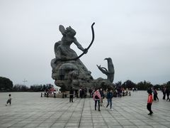 -巴陵广场