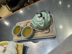 -潮界(LU·ONE凯德晶萃广场店)