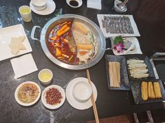 -吴记老锅底麻辣火锅(福州路店)