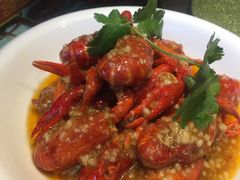 火爆三鲜-刘胖子家常菜·蹄花焖藕(兴业店)