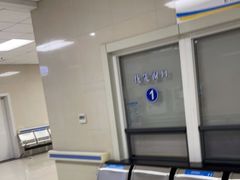 -上海市松江区泗泾医院