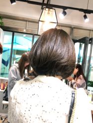 中发-FRIDAY星期五专业美发沙龙